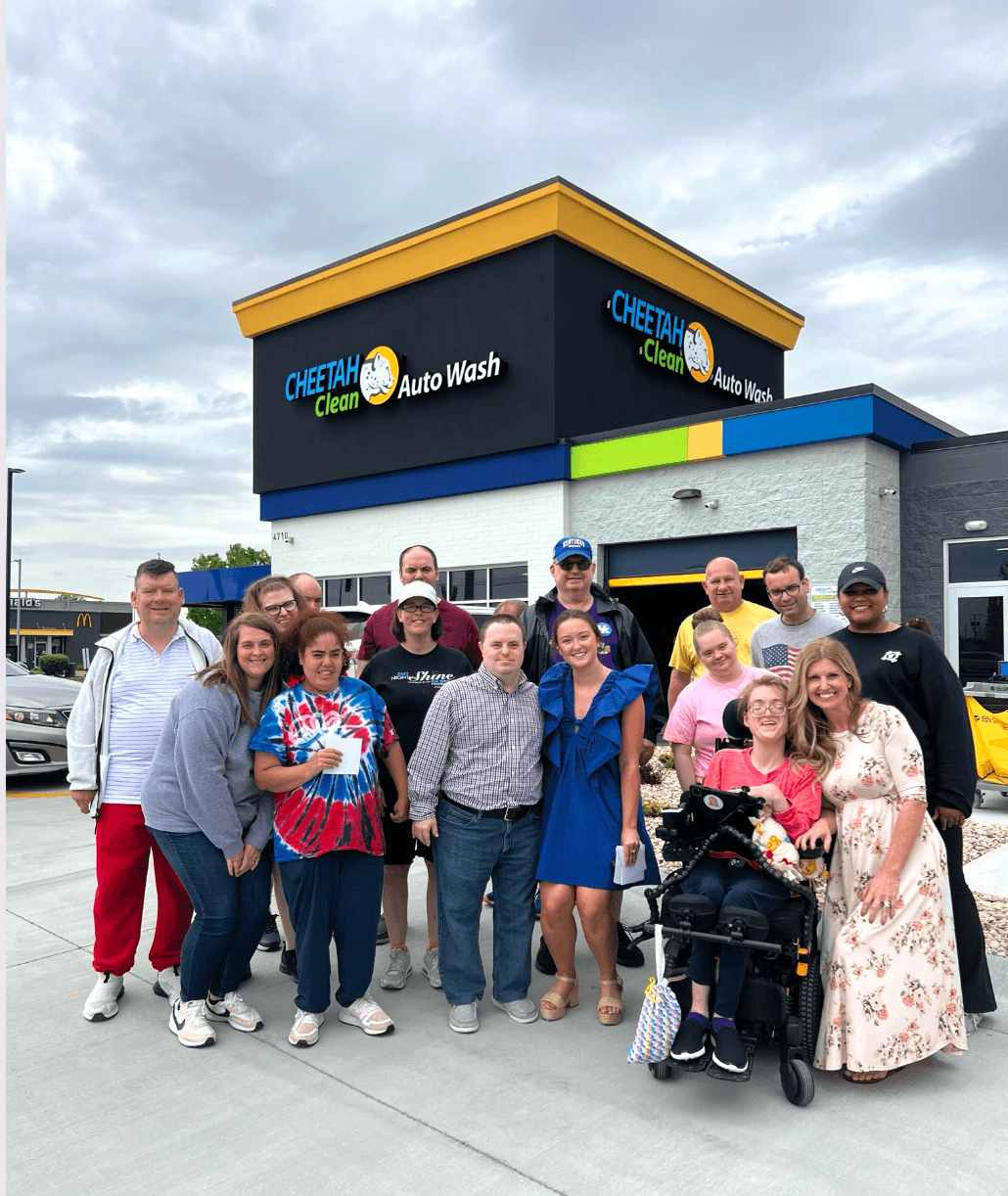 Cheetah Clean donates $10,000 to local Owensboro Non Profit Puzzle Pieces!
